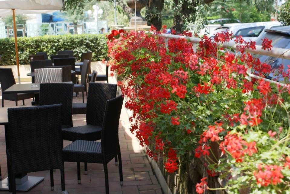 מילאנו מריטימה Hotel Lady Mary מראה חיצוני תמונה