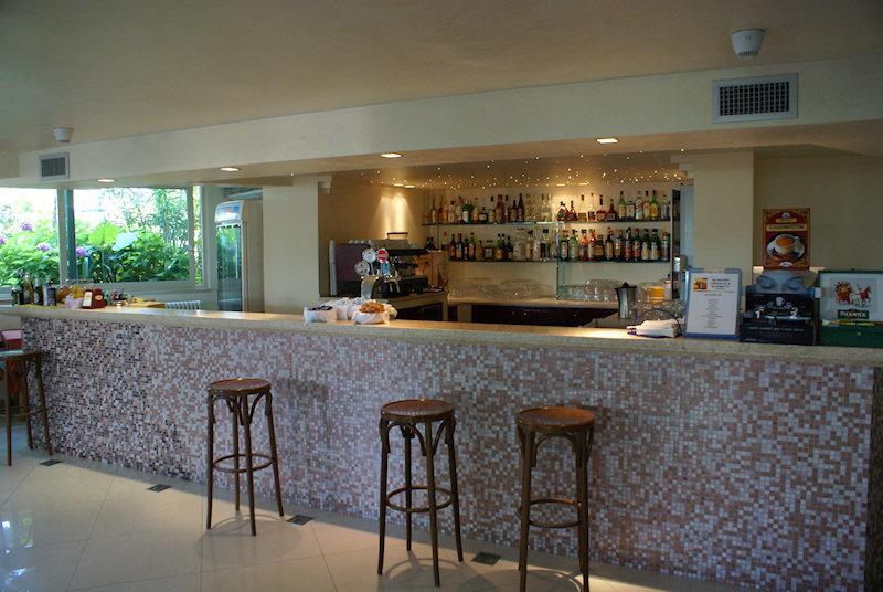 מילאנו מריטימה Hotel Lady Mary מראה חיצוני תמונה