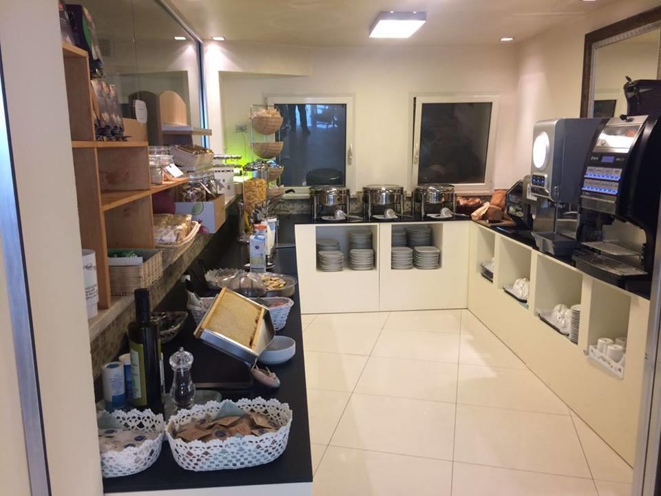 מילאנו מריטימה Hotel Lady Mary מראה חיצוני תמונה